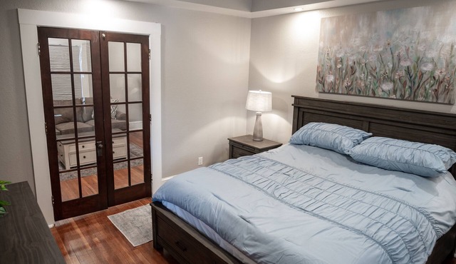 Luxury Remodeled Apartment