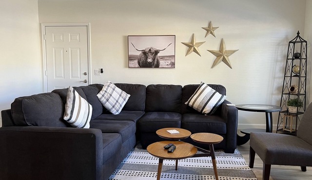 Luxury Rental in North Scottsdale-2 Bed/2Bath