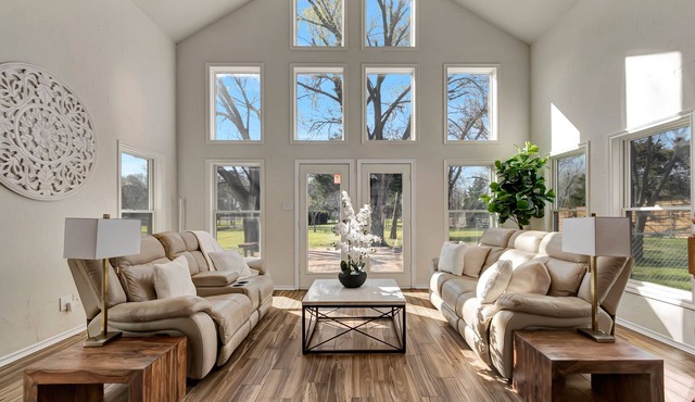 Luxury rental in Southlake on 1-Acre!
