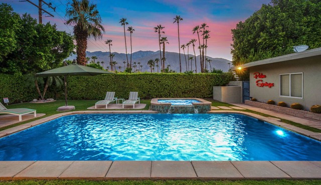 Luxury Resort-Style 3BD/2.5BA Compound Near All