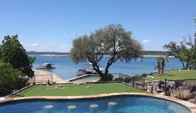 Luxury RESORT Style Home on Lake Travis with Poolnn