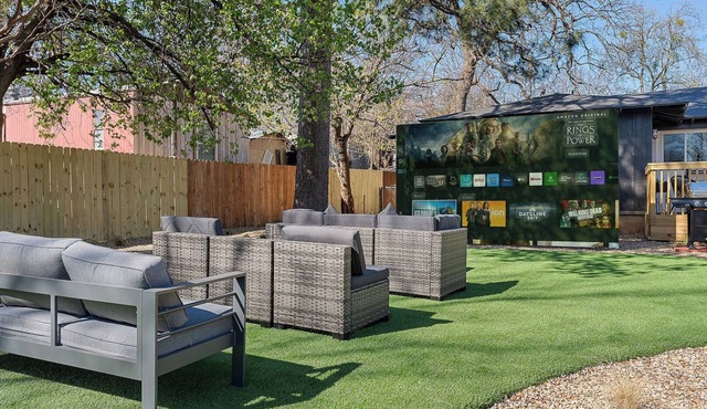 Luxury Resort-Style Retreat Near AT&T Stadium