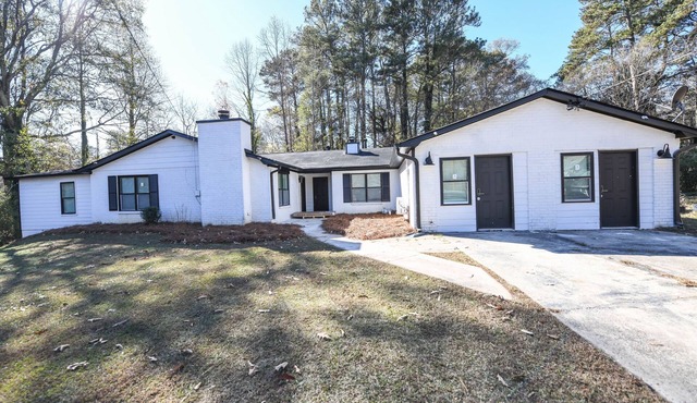 LuXuRy Retreat 4 beds mins From downtown&Airport