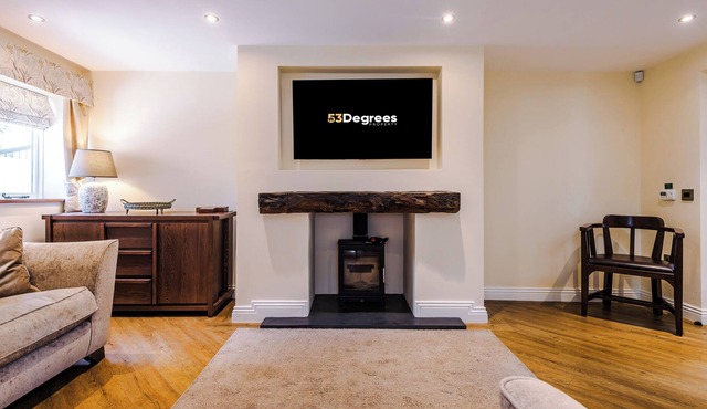 Luxury Retreat in Beeston | 53 Degrees Property | Countryside - Sleeps 6