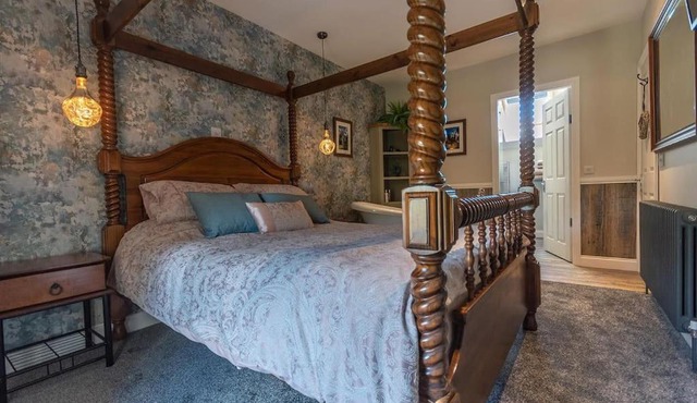 Luxury retreat in Lincolnshire with hot tub