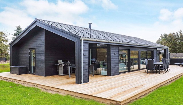 Luxury Retreat in Lonstrup-By Traum