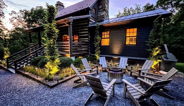 Luxury Retreat in the Shenandoah Valley w/Hot Tub & 6 Passenger ATV