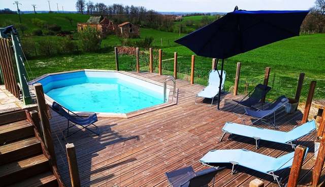 Luxury retreat, old tobacco barn, 5 + 2 bedrooms / 12 people