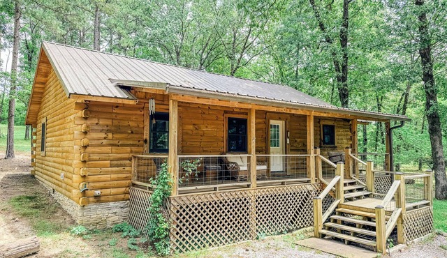 Luxury Retreat, Private Hot Tub, Romantic Getaway