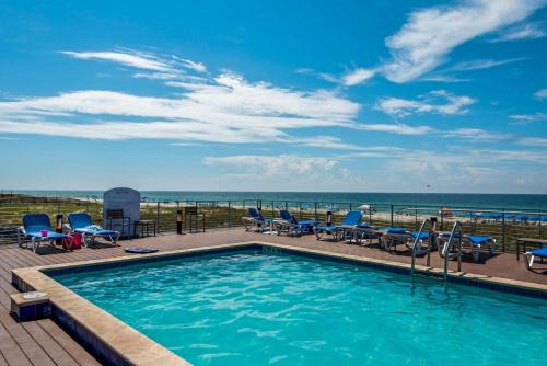 Luxury Retreat-Resort Amenities-Pool Beach Tennis