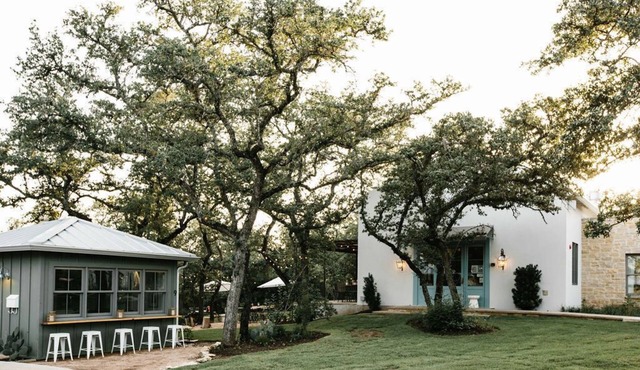 Luxury Retreat | Saltwater Pool | Onsite Restaurant