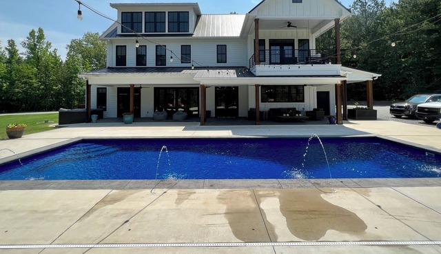 Luxury Retreat- Venue