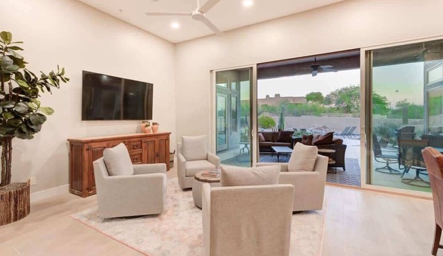 Luxury Retreat with Heated Pool in Scottsdale