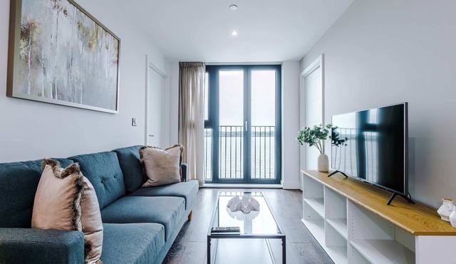 Luxury River Mersey Retreat in Central Liverpool