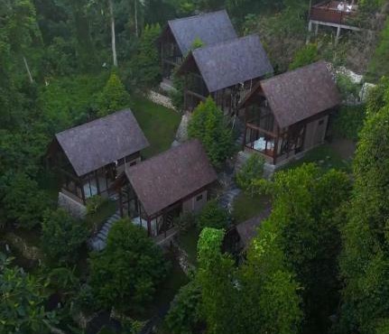 Luxury Riverside Cabins at Nunu Bali