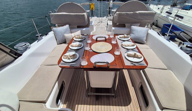 Luxury Romantic Getaway onboard the Sailing Yacht of your Dreams.