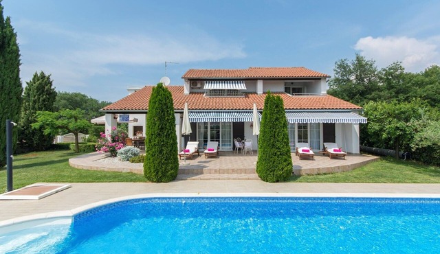 Luxury Romantic Villa Rosa with Pool