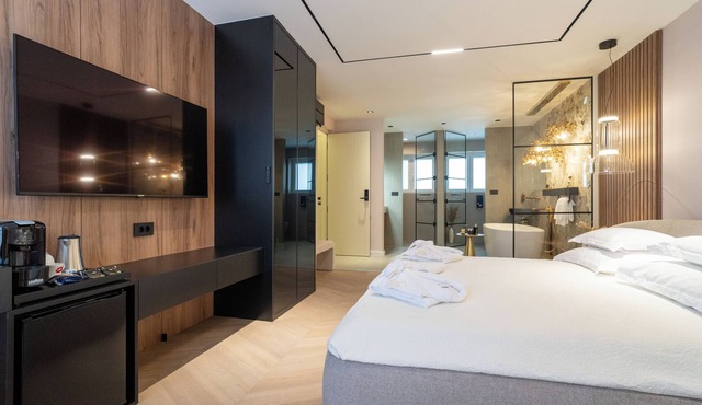 Luxury rooms FOR GIFT