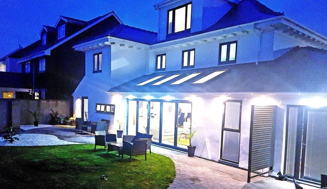 Luxury Rooms or Entire Home. Barry,Cardiff