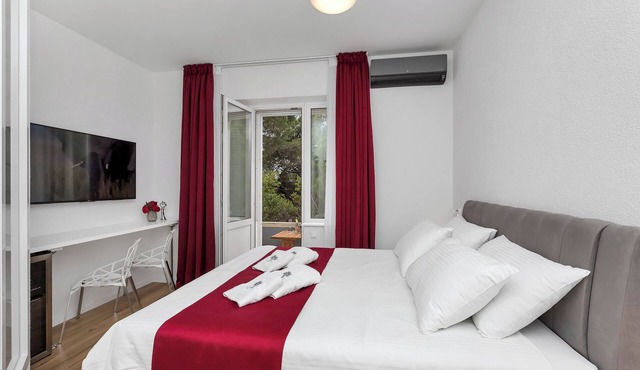 LUXURY ROOMS PARADISE GARDEN