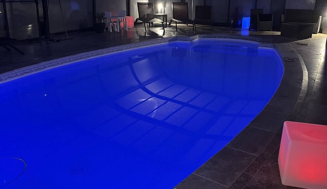 Luxury rooms with swimming pool