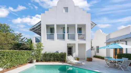 Luxury Rosemary 4BR Villa with Private Pool