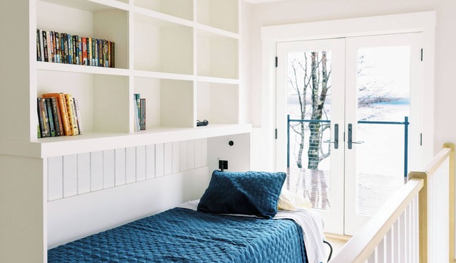 Luxury Roxbury Pond Lakefront