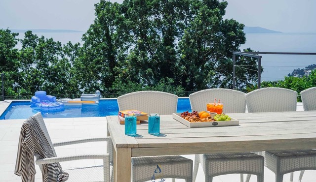 Luxury royal design villa for 10 with private pool and panoramic sea views