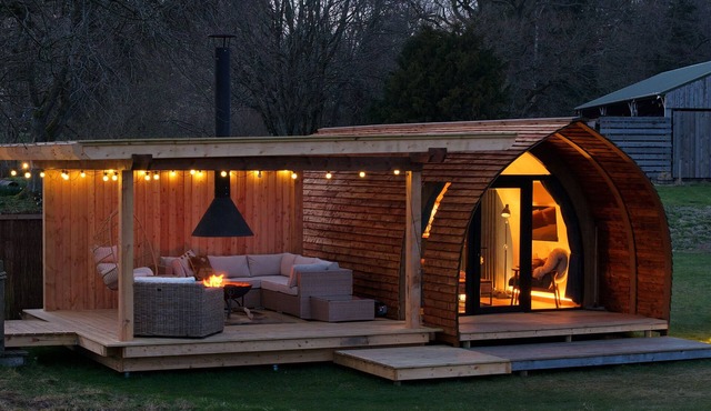 Luxury Rural Cabin with Wood Fired Hot Tub