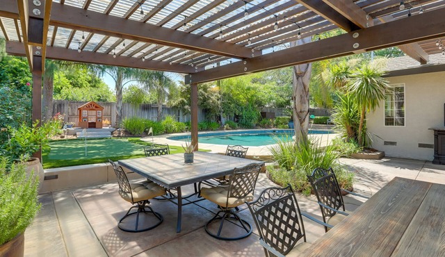 Luxury Sacramento Area Home ~ 13 Mi to Downtown