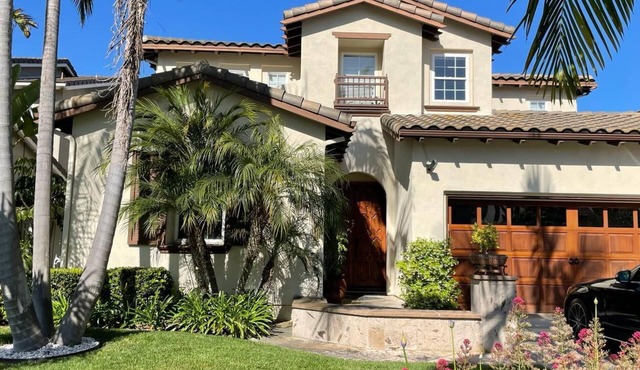 Luxury San Diego Getaway w/Pool and HotTub Near Beaches & Del Mar