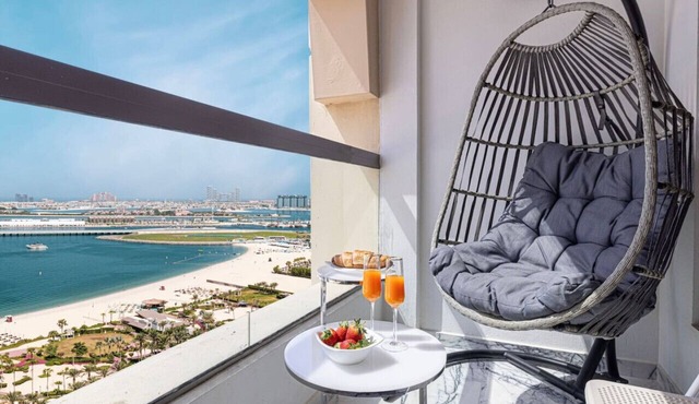 Luxury Sea View Beachfront 3 Bedroom Apt, JBR