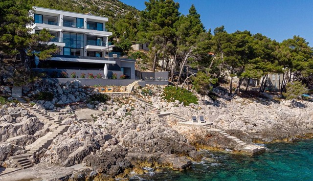 Luxury Seafront Villa Miracul Korcula with Pool