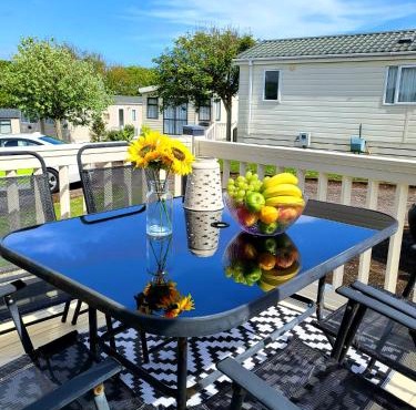 Luxury Seaside Retreat Holiday Home - Shorefield Country Park