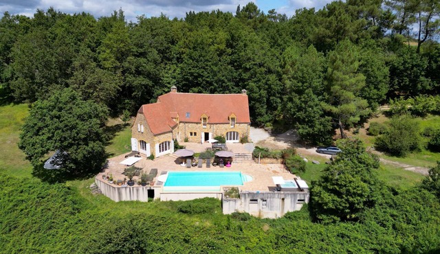 Luxury secluded chateau with pool and hot tub