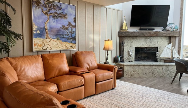 Luxury, secluded home with direct beach access, amazing views, & pool