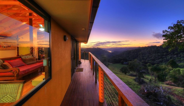 Luxury self-contained villa with king bed, double spa, fireplace, and kitchen.