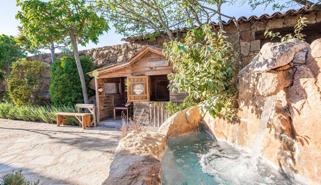 Luxury sheepfold 2km from Santa Giulia beach