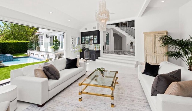 Luxury Single Family Residence
