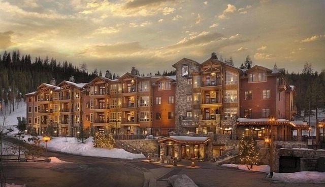 Luxury Ski-In and Ski-Out 2-Bedroom Villa at Hyatt Northstar Lodge