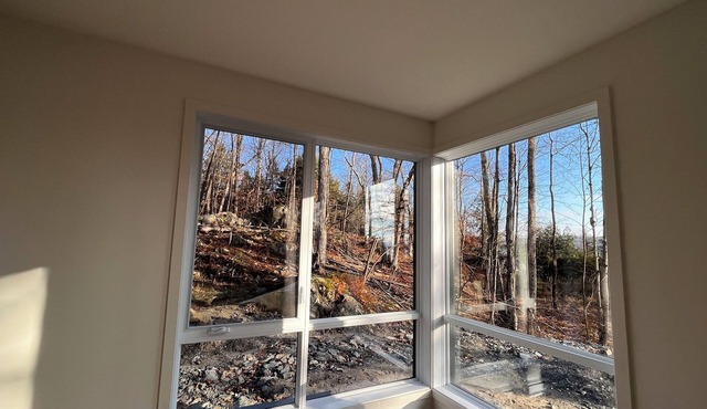 Luxury ski-in/ski-out condo with Club Lake access on beautiful Lake Memphremagog