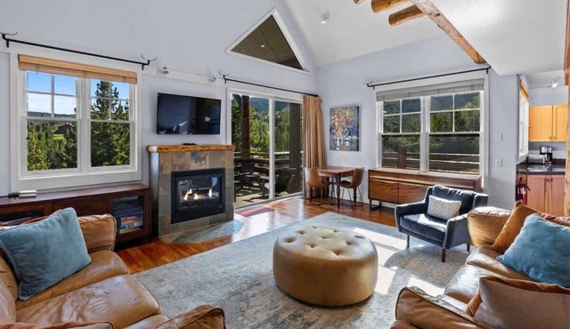 Luxury Ski-In/Ski-Out Home in Moonlight w/Hot Tub