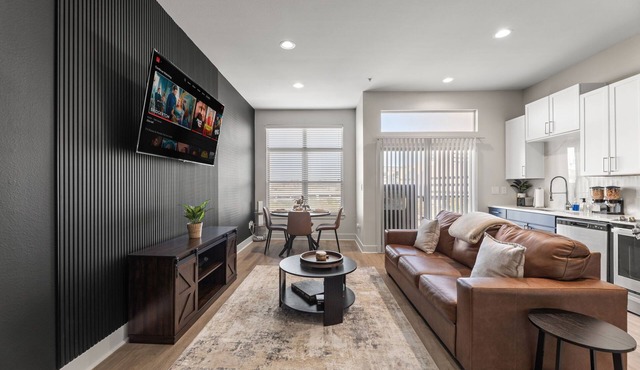 Luxury Skyline Escape/FIFA WC/King Bed/Free Parking/DT View/Sauna