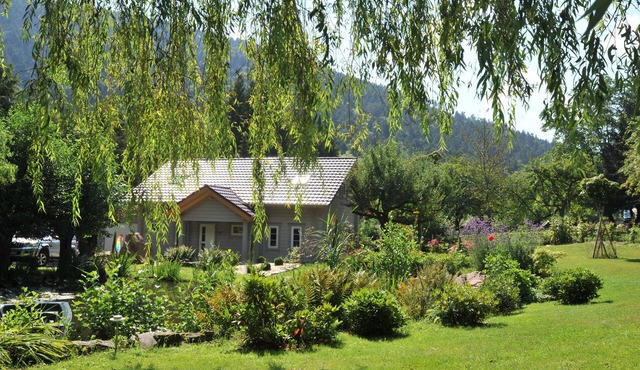 * Luxury solid wood holiday home in a dream location.