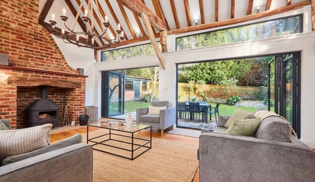 Luxury South Downs Barn | Log Fire, Vineyard Walks