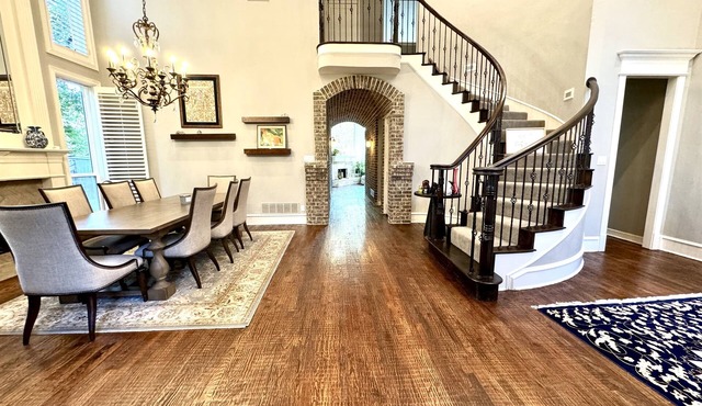 Luxury Southlake Home w/Pool, Office & Fast WiFi
