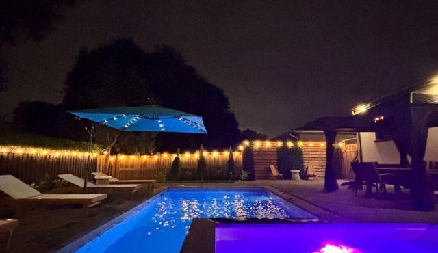 Luxury Spa Escape with Pool & Jacuzzi [near Bathurst & Sheppard, Rogers Stadium]