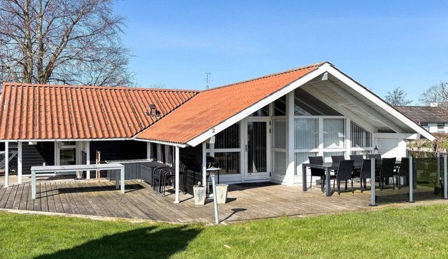 Luxury Spa Retreat on Als