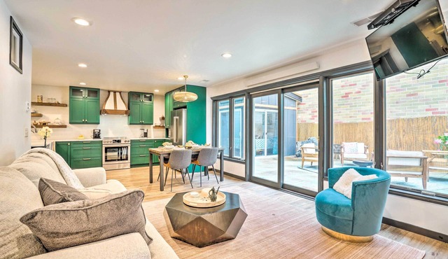 Luxury Spa Retreat: Private Courtyard & More!