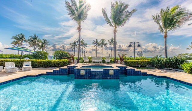 Luxury, space and amenities with an unbeatable beachfront location